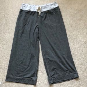 Lululemon wide leg activewear crops